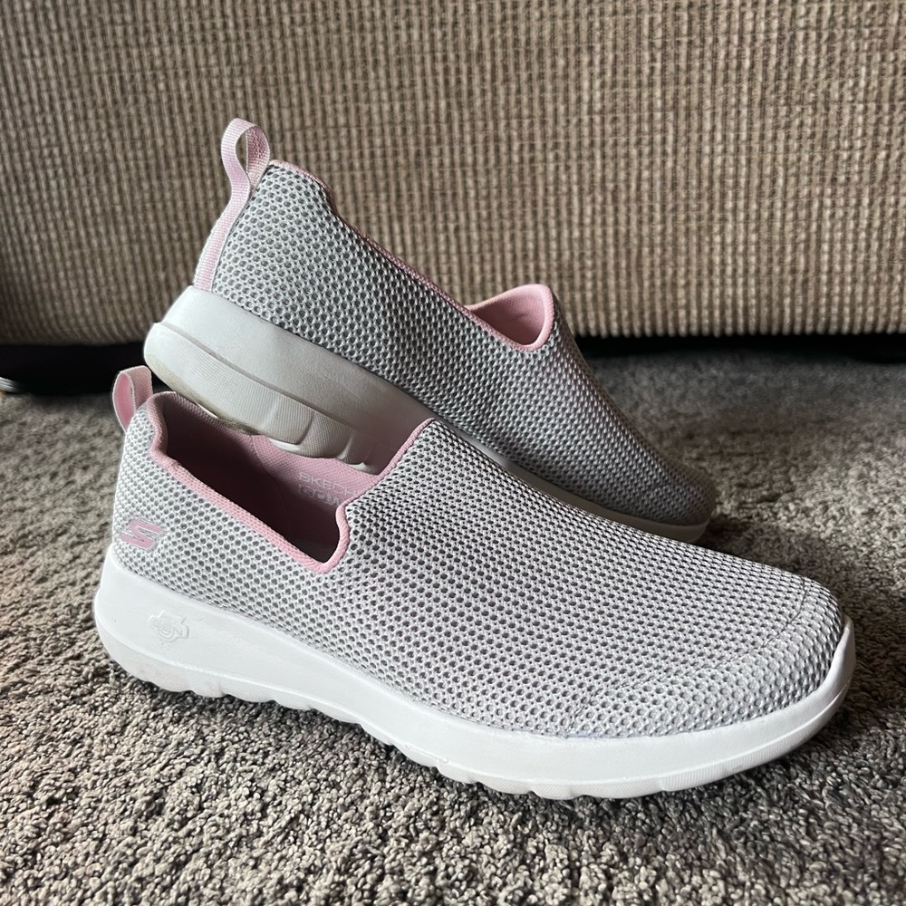 Sketchers | Gray & Pink | 8